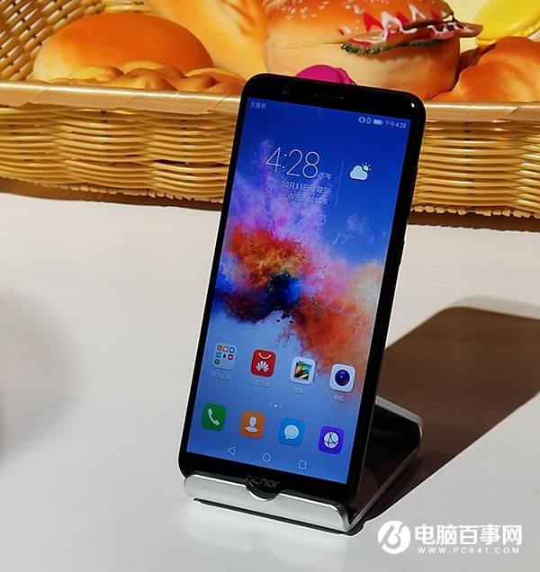 荣耀畅玩7X参数配置与高清图赏评测图片8