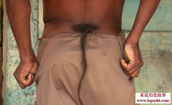 印度的奇闻异事：男子长37厘米长尾 被尊猴神化身[多图]图片1