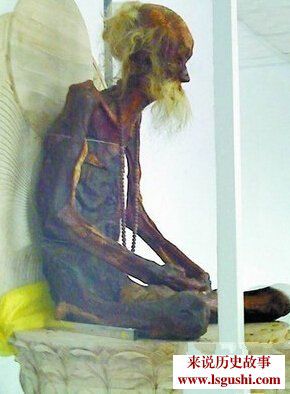 河南160岁高僧真身不腐之谜：炼就金刚不坏之身[多图]图片2