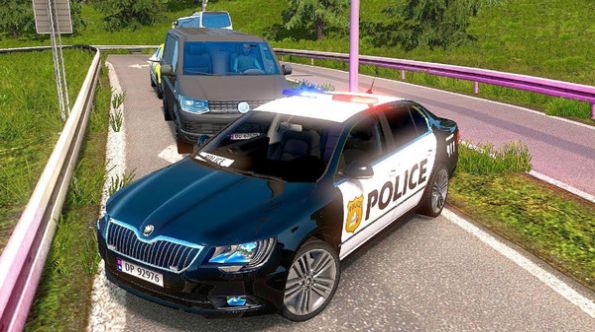 高级警车驾驶游戏安卓版图3:
