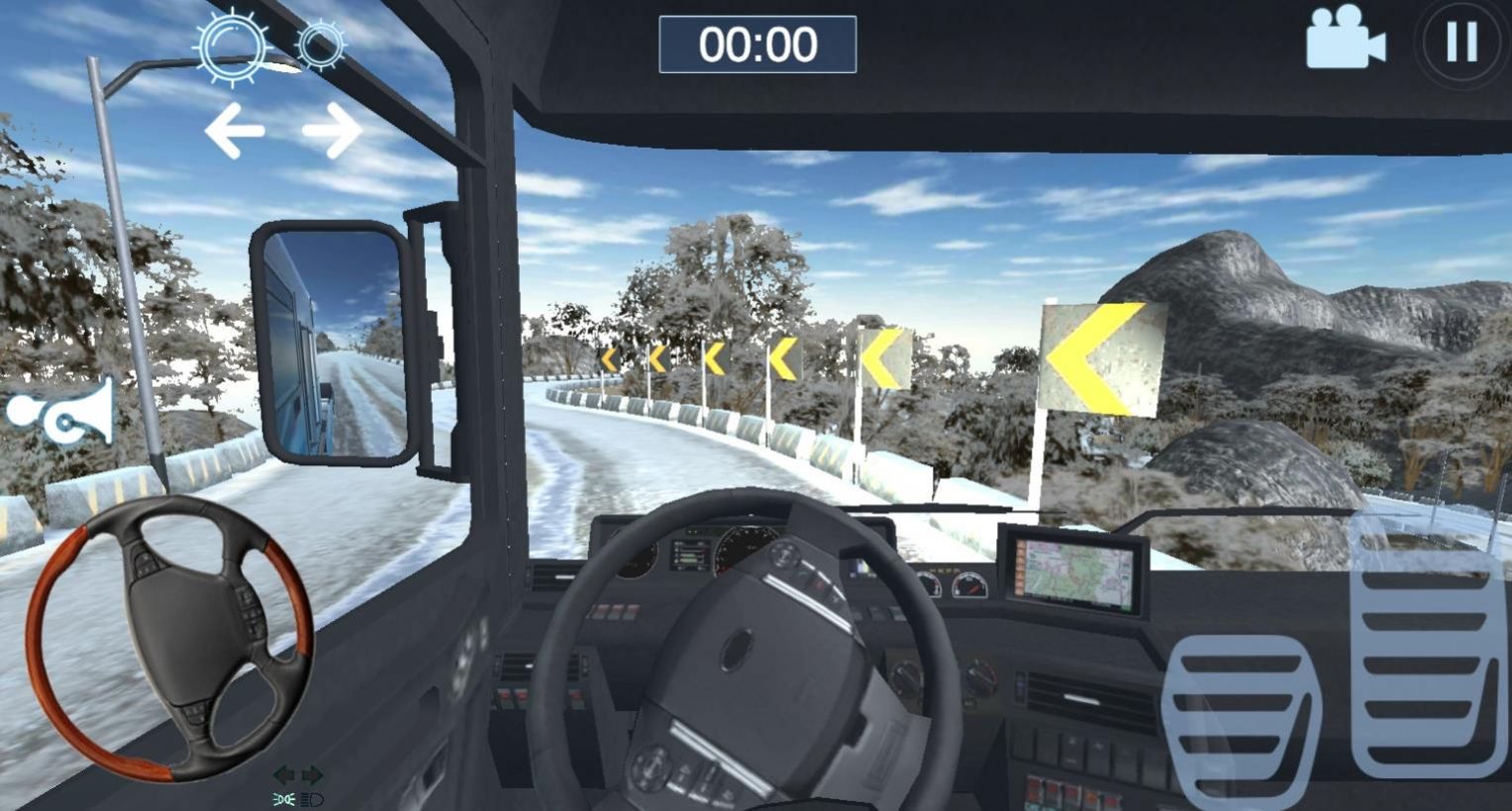 卡车模拟器雪山游戏最新手机版图2: