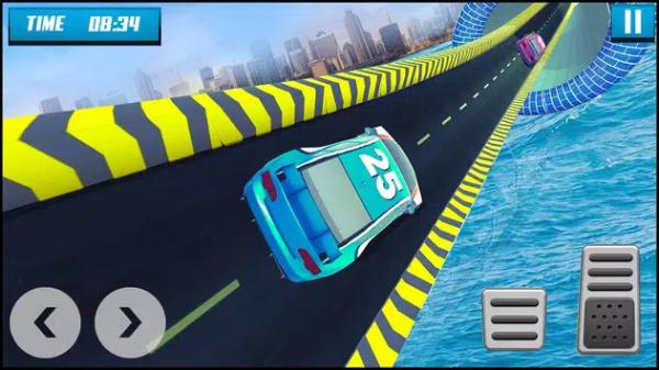 赛车特技超级坡道游戏安卓版（Racing Car Stunts Mega Ramp）图1: